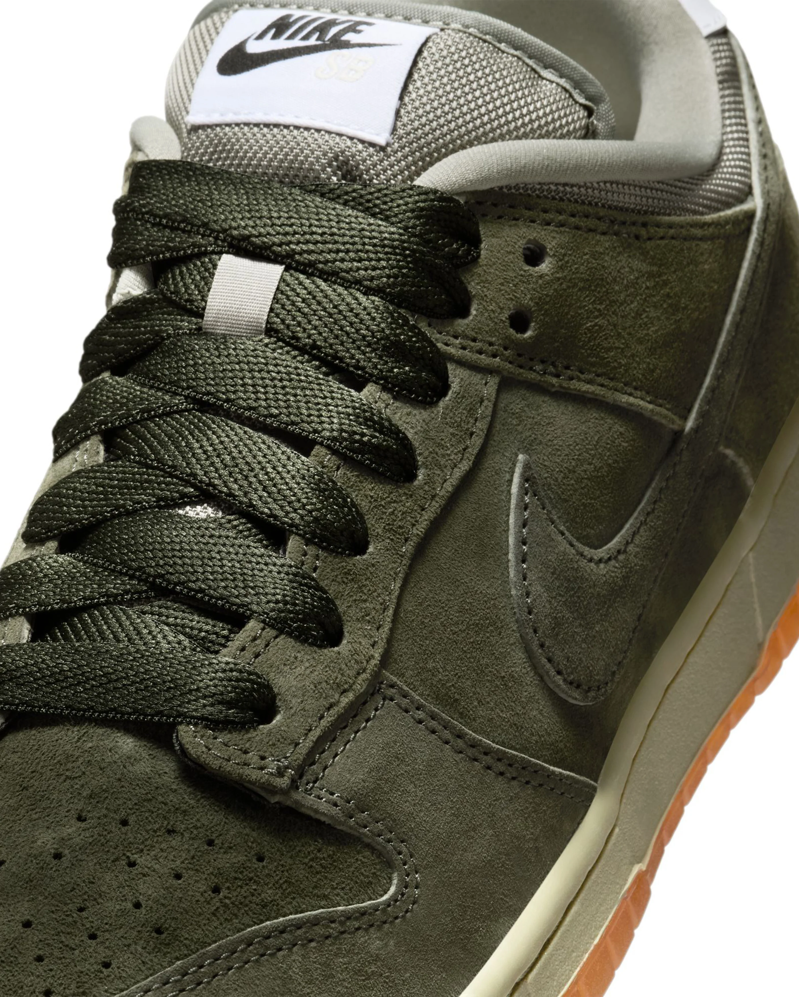 SB Dunk Low Pro B Sequoia - Image 4