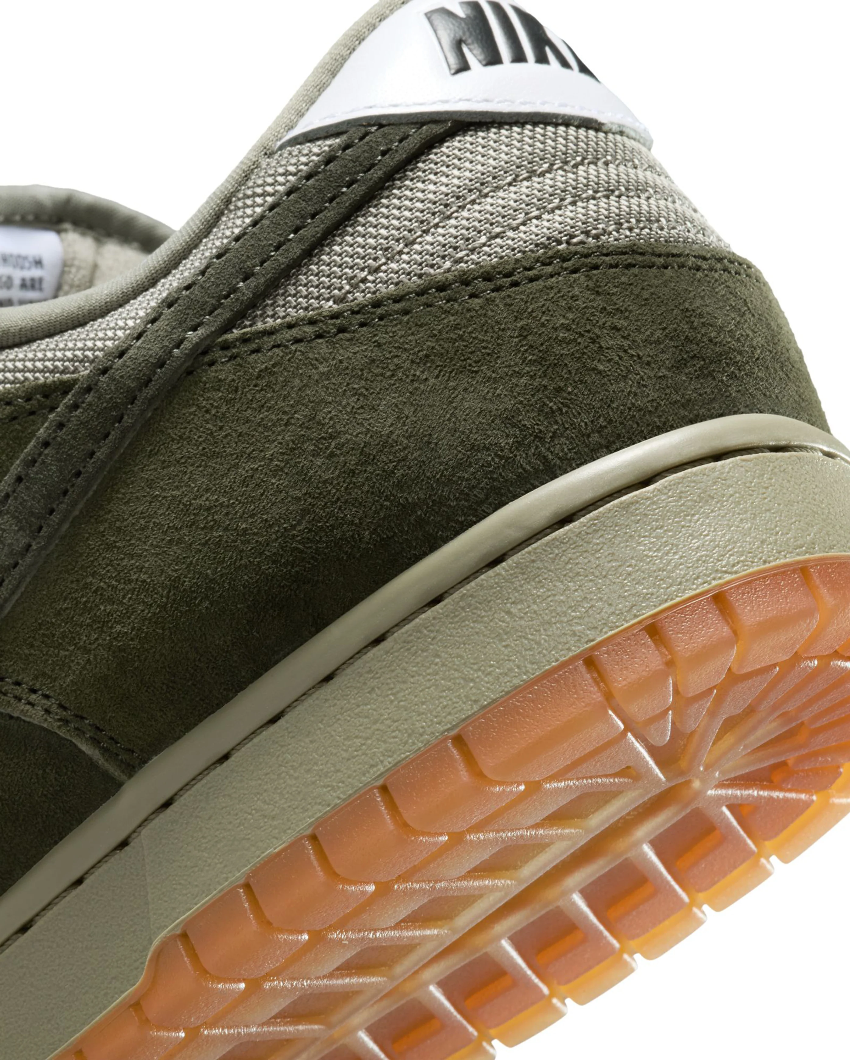 SB Dunk Low Pro B Sequoia - Image 6