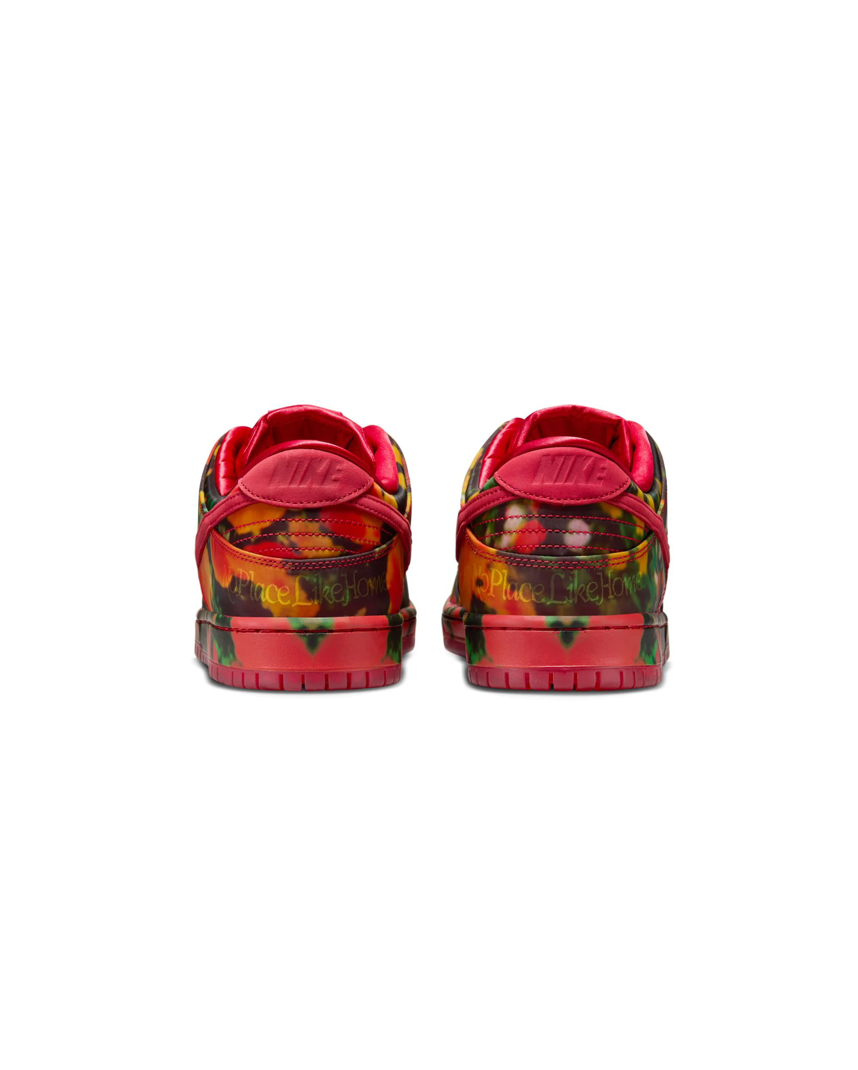 Dunk Low The Wizard of Oz Poppy Field - Image 7