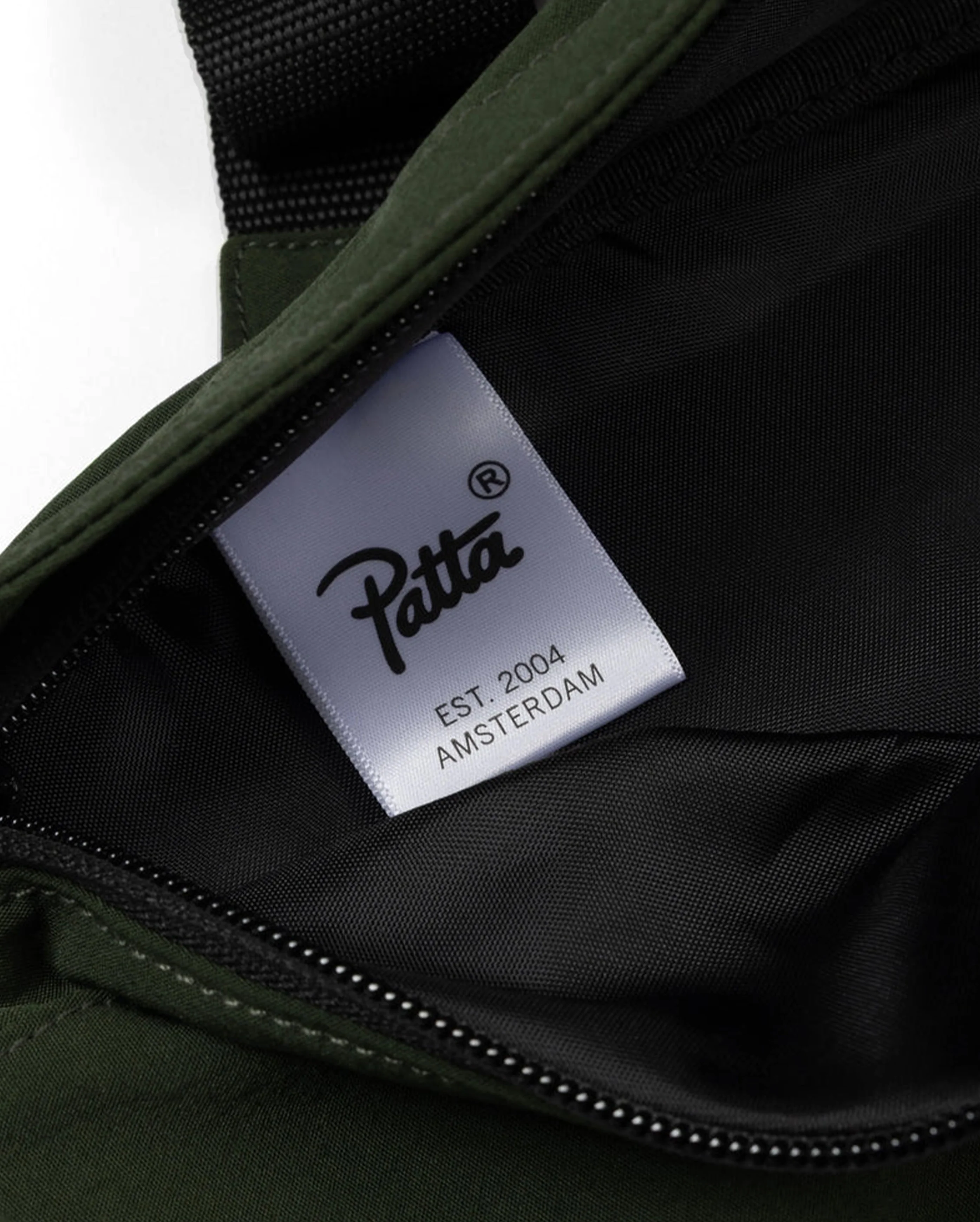 Patta N039 Sling Bag 3.0 Kombu Green - Image 6
